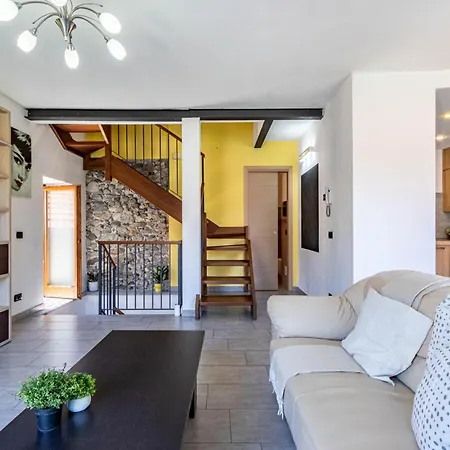 Casa Jasmine, Casa Con Giardino - Lago Maggiore - Wifi - By Guestaly * دورميلّيتّو