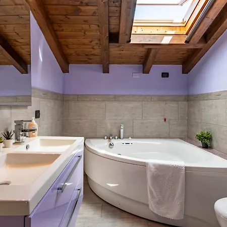 Casa Jasmine, Casa Con Giardino - Lago Maggiore - Wifi - By Guestaly *