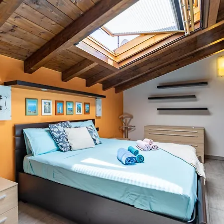 Casa Jasmine, Casa Con Giardino - Lago Maggiore - Wifi - By Guestaly بيت للعطل *