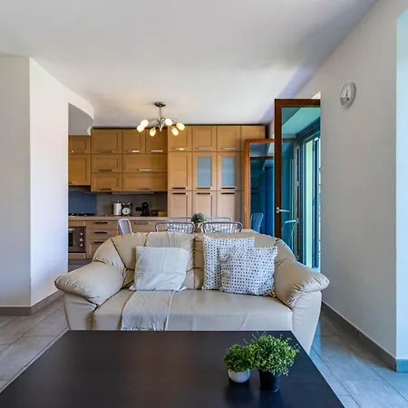 بيت للعطل Casa Jasmine, Casa Con Giardino - Lago Maggiore - Wifi - By Guestaly