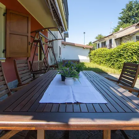 بيت للعطل Casa Jasmine, Casa Con Giardino - Lago Maggiore - Wifi - By Guestaly دورميلّيتّو