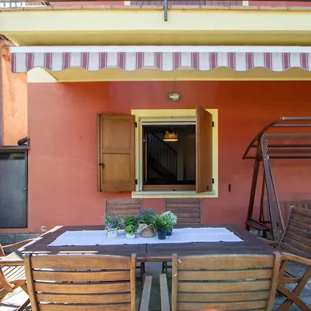 Casa Jasmine, Casa Con Giardino - Lago Maggiore - Wifi - By Guestaly