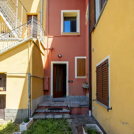 Casa Jasmine, Casa Con Giardino - Maggiore - Wifi - By Guestaly Dormelletto